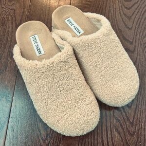 Steve Madden Sherpa Clogs